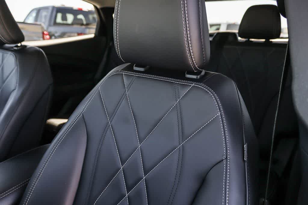 Certified 2022 Ford Mustang Mach-E Select AWD/4WD image 25