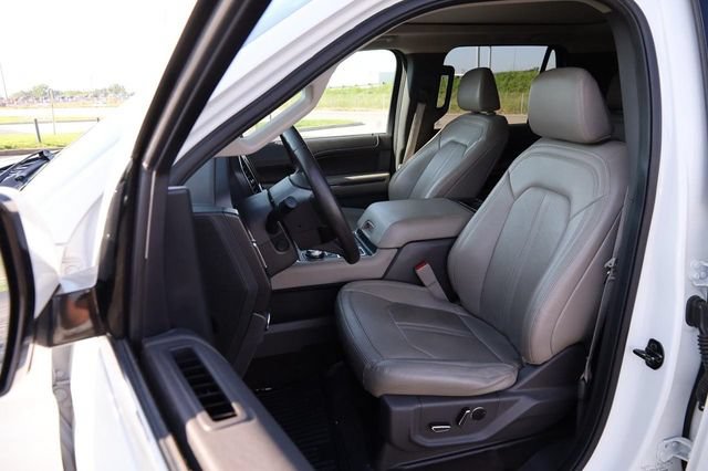 Certified 2021 Ford Expedition Limited AWD/4WD image 11