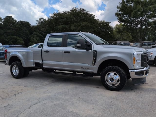 Certified 2023 Ford F350 XL w/ 360-Degree Camera Package AWD/4WD image 2