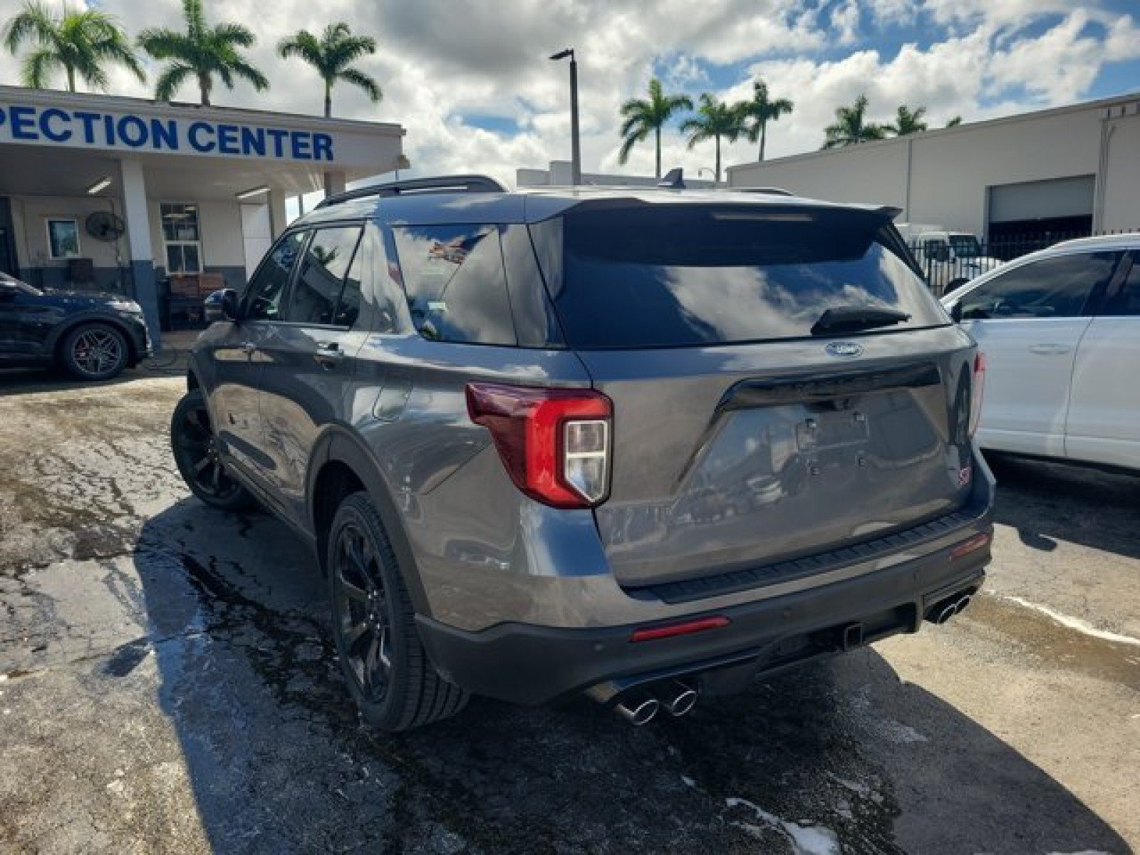Certified 2023 Ford Explorer ST w/ Equipment Group 401A AWD/4WD image 5