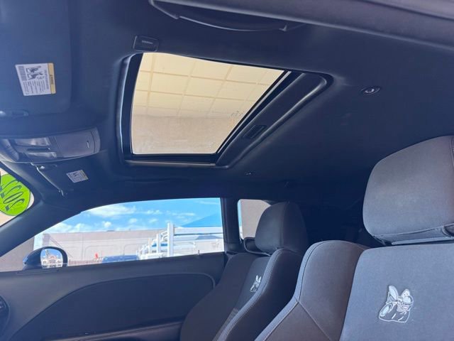 Used 2022 Dodge Challenger R/T Scat Pack RWD image 21