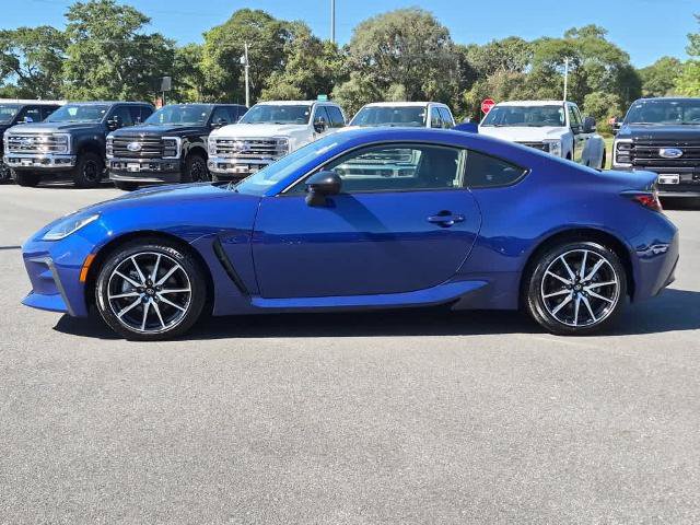 Used 2025 Toyota GR86 RWD image 5