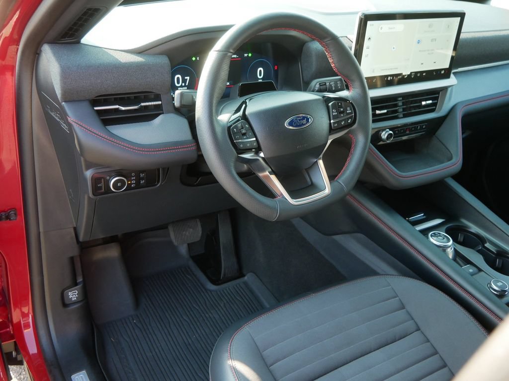 Certified 2025 Ford Explorer ST-Line AWD/4WD image 11