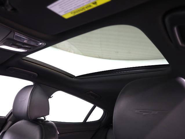 Used 2021 Kia Stinger GT1 image 18