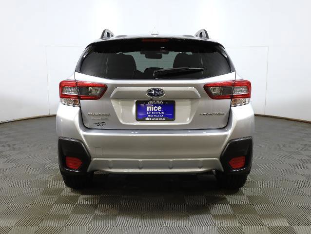 Used 2023 Subaru Crosstrek 2.0i Premium image 3
