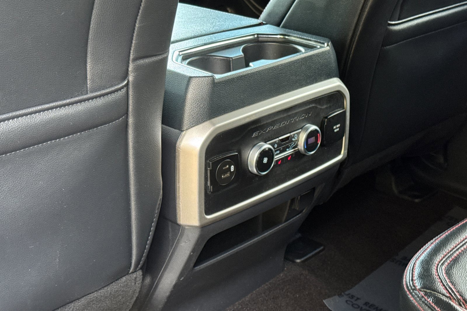 Certified 2022 Ford Expedition Limited image 43