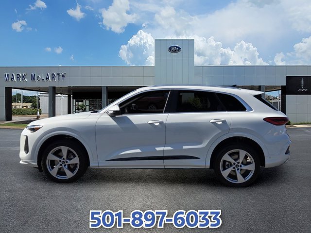 Used 2025 Audi Q5 Premium Plus AWD/4WD image 2