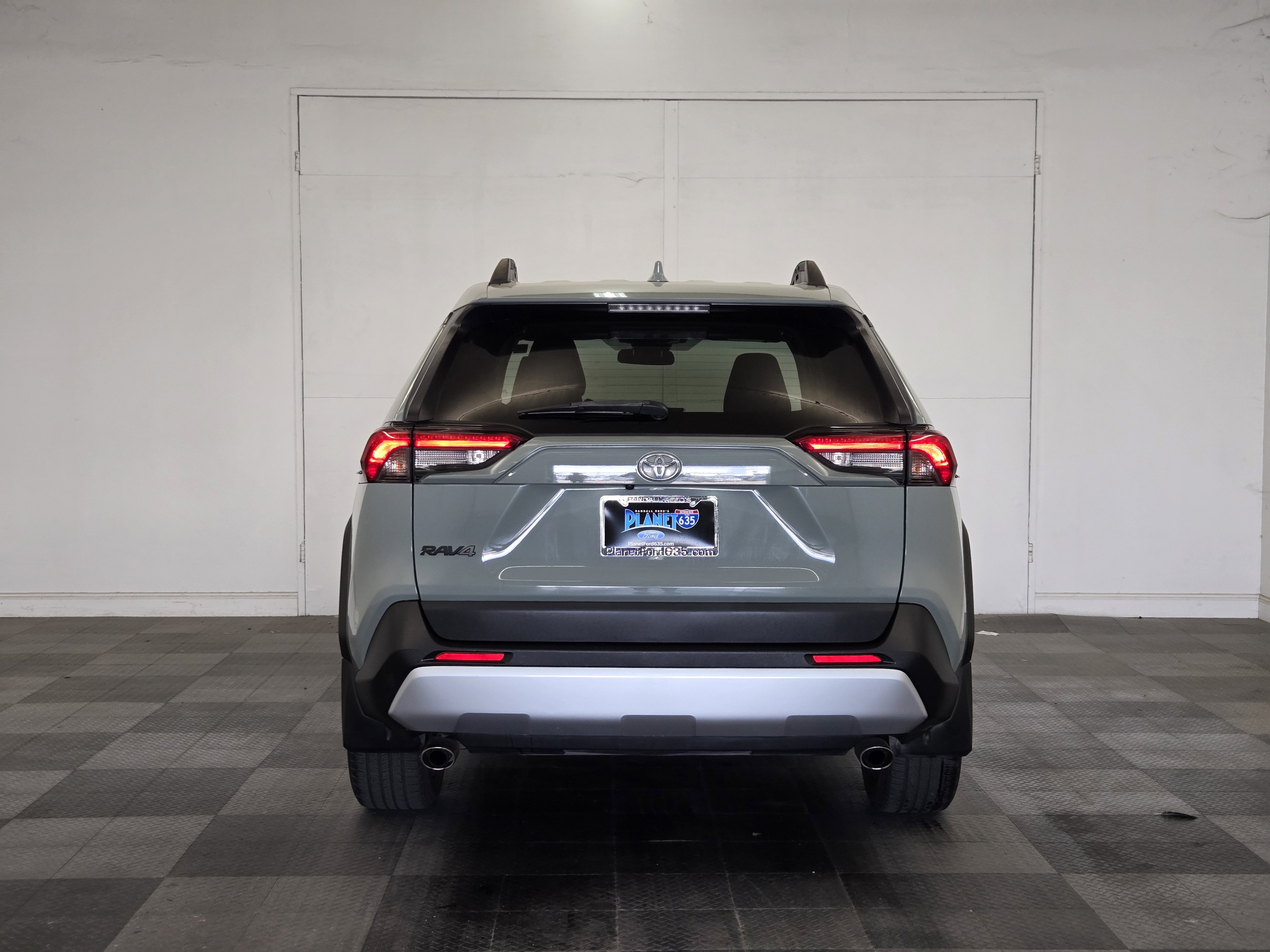 Used 2019 Toyota RAV4 Adventure AWD/4WD image 6