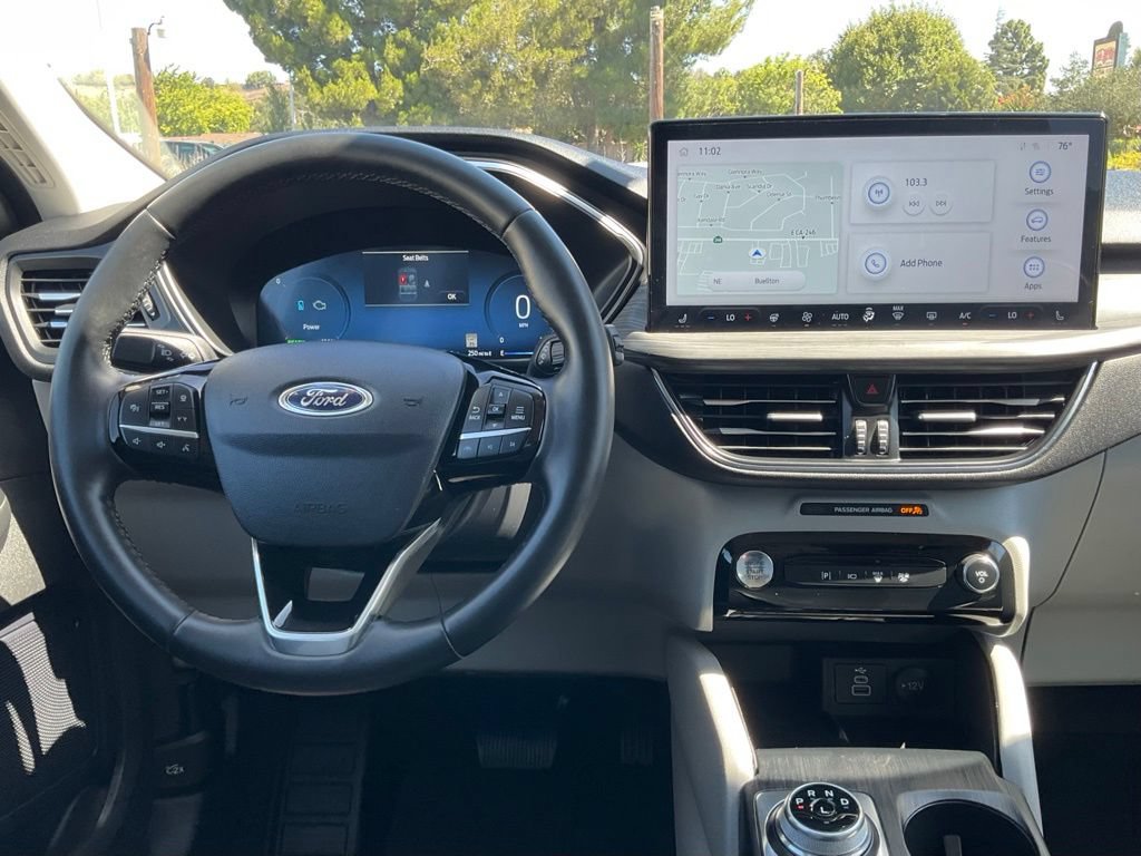 Certified 2024 Ford Escape SE w/ PHEV Premium Package FWD image 30