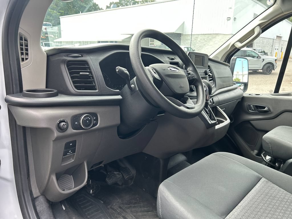 Certified 2025 Ford Transit 250 Low Roof w/ Exterior Upgrade Package RWD image 10