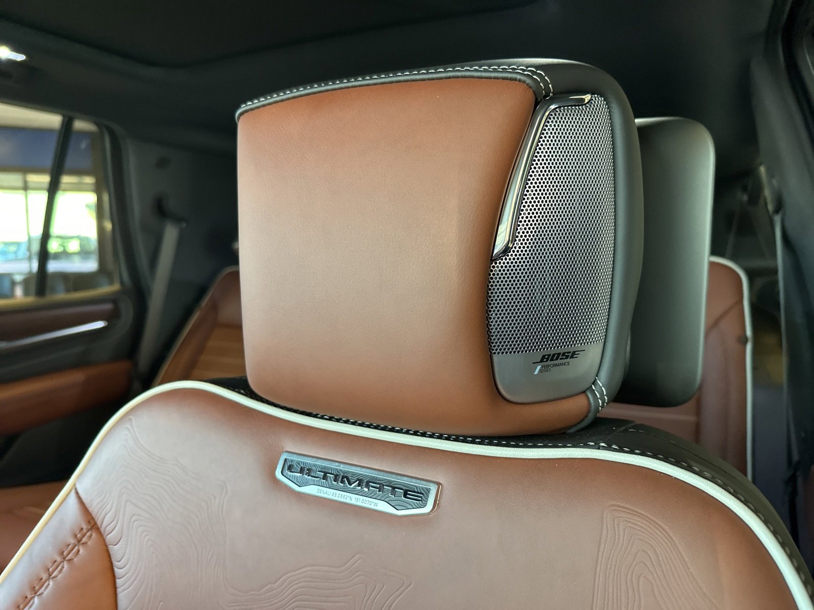 Used 2024 GMC Yukon Denali Ultimate w/ LPO, Floor Liner Package image 17