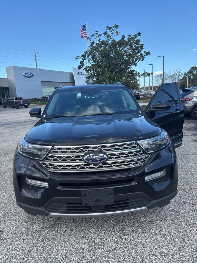 Certified 2024 Ford Explorer Limited image 1