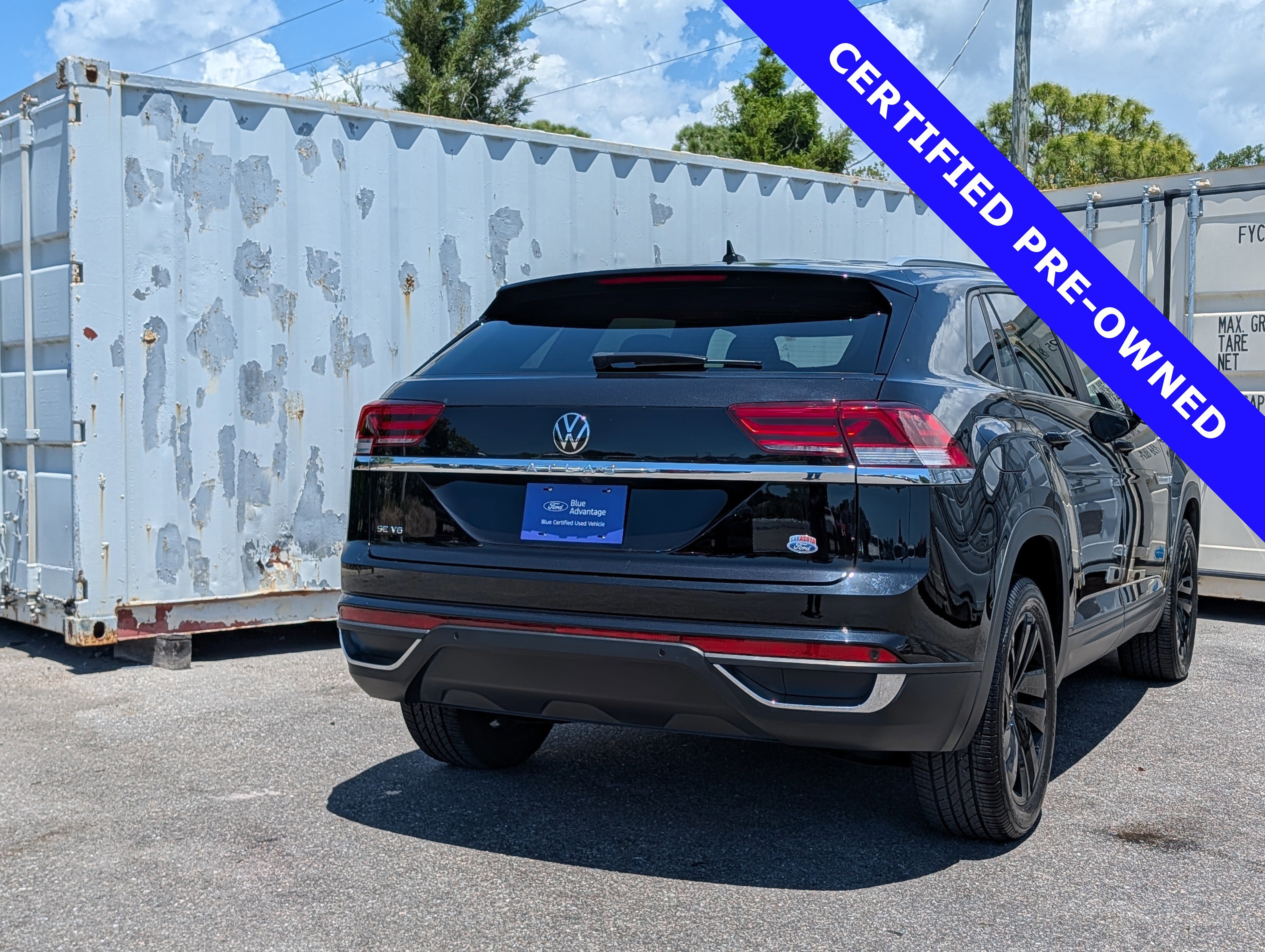 Used 2021 Volkswagen Atlas Cross Sport SE FWD image 4
