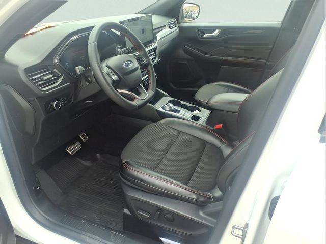 Certified 2024 Ford Escape ST-Line w/ Tech Pack #1 AWD/4WD image 12