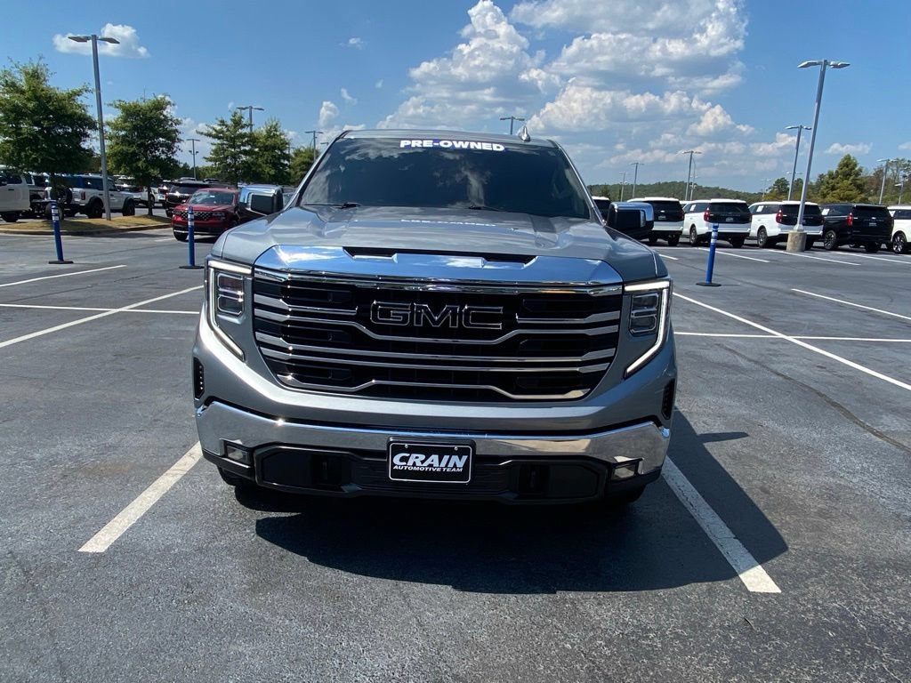Used 2024 GMC Sierra 1500 SLT w/ SLT Convenience Package AWD/4WD image 2