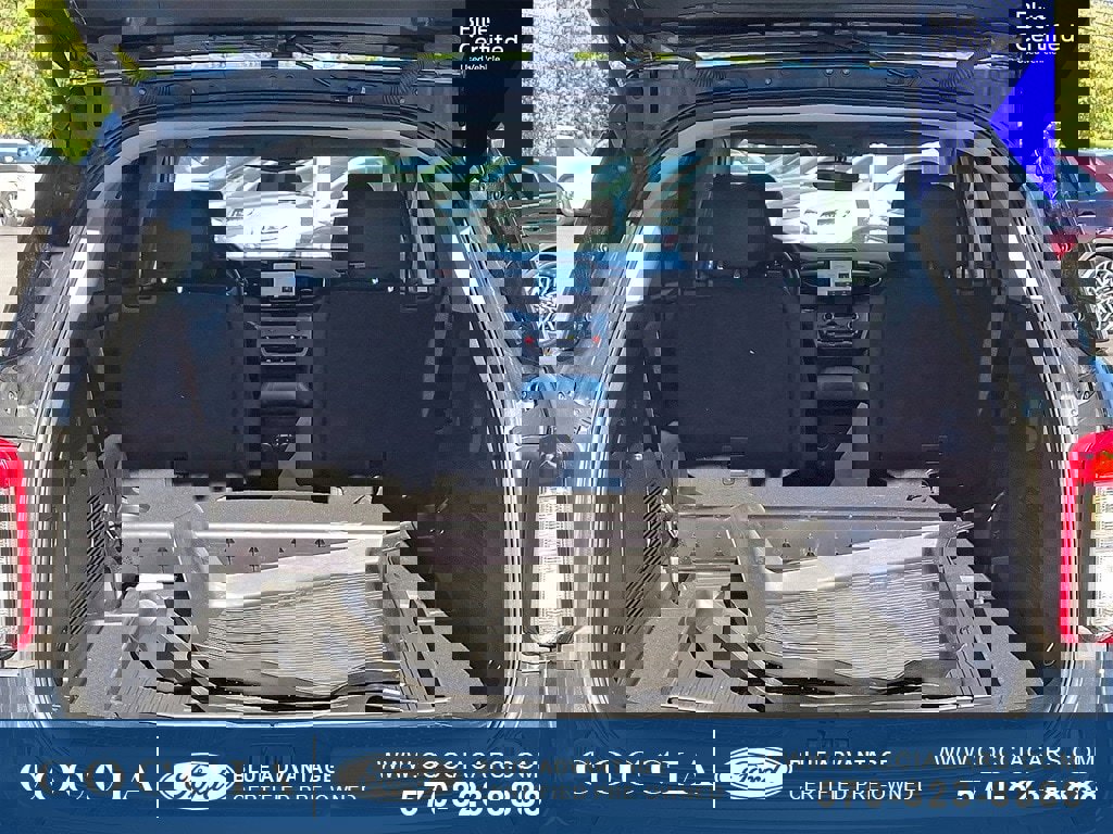 Certified 2022 Ford Explorer XLT w/ Class IV Trailer Tow Package image 28