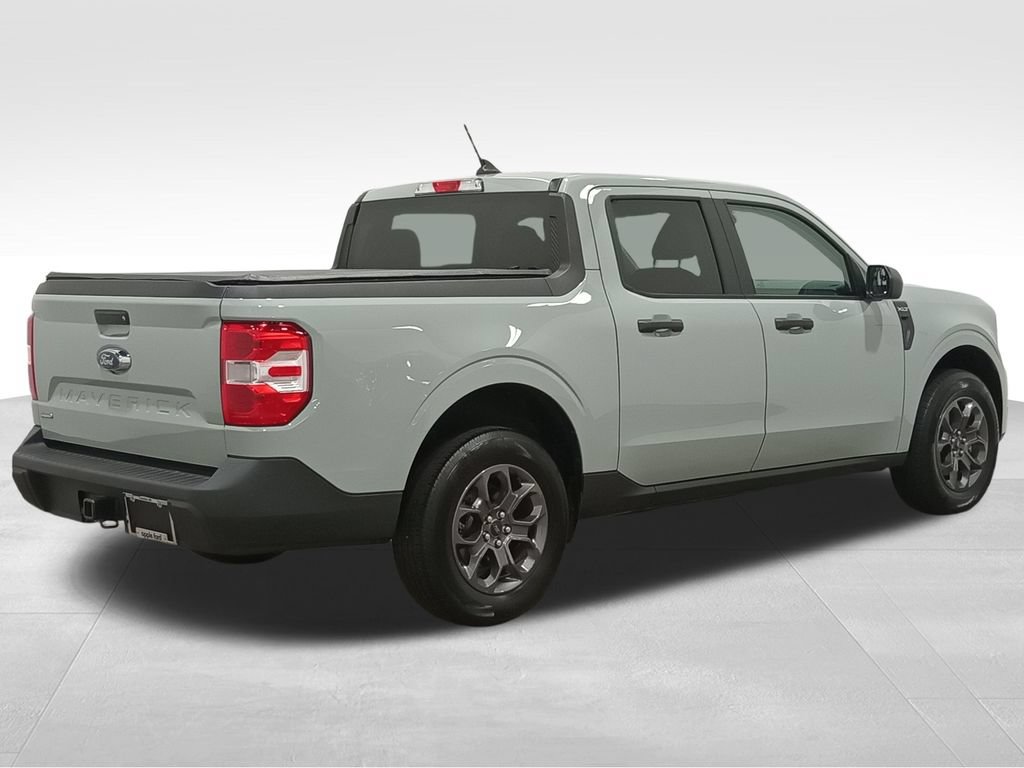 Certified 2024 Ford Maverick XLT FWD image 3