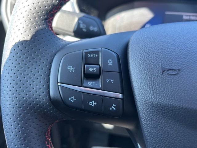 Certified 2024 Ford Escape ST-Line Select w/ Tech Pack #1 AWD/4WD image 10