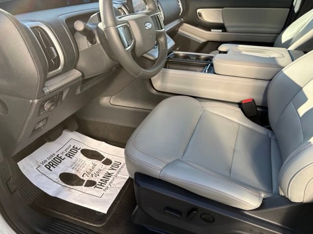 Certified 2025 Ford Expedition Active AWD/4WD image 16
