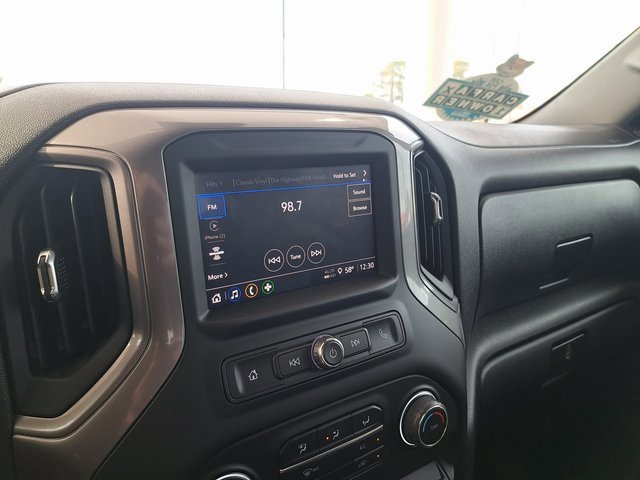 Used 2024 Chevrolet Silverado 1500 W/T w/ WT Value Package image 10