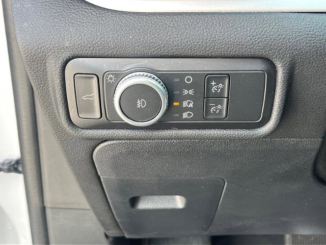 Certified 2022 Ford Explorer XLT w/ Equipment Group 202A AWD/4WD image 16