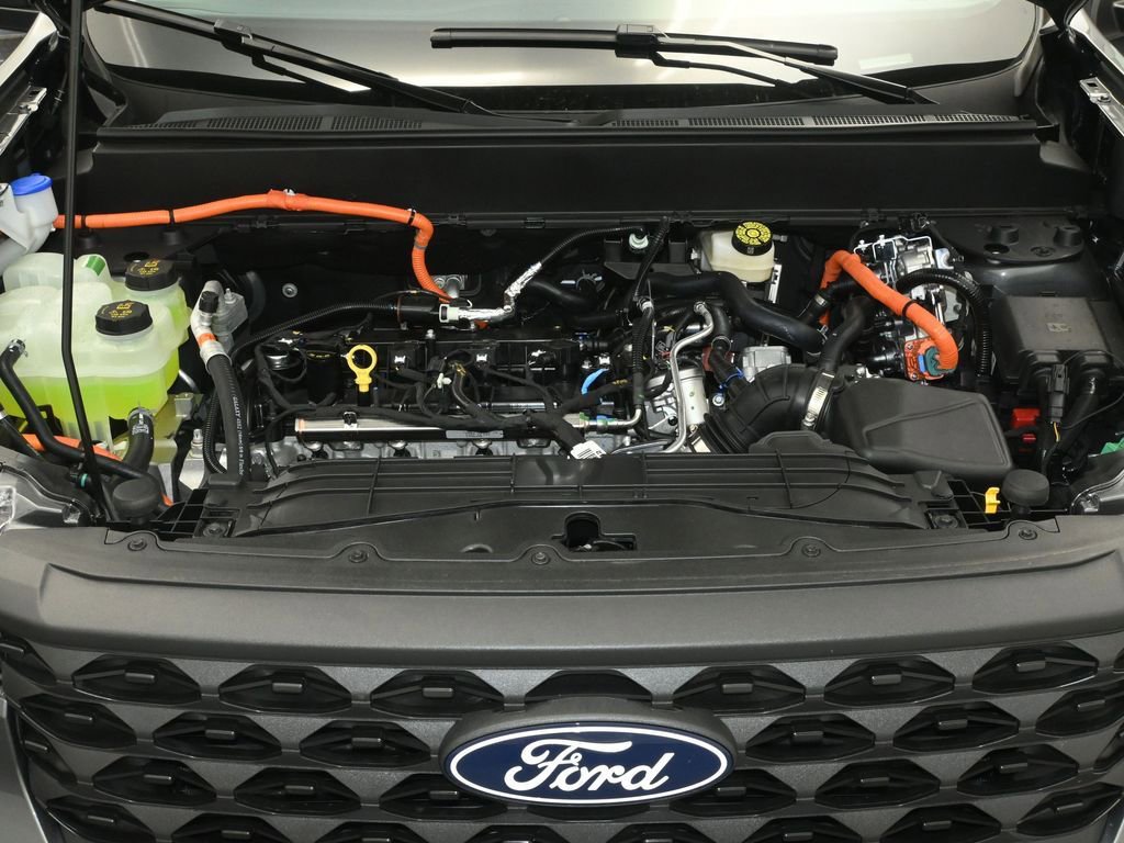 Certified 2025 Ford Ranger XLT w/ Equipment Group 301A High RWD image 11