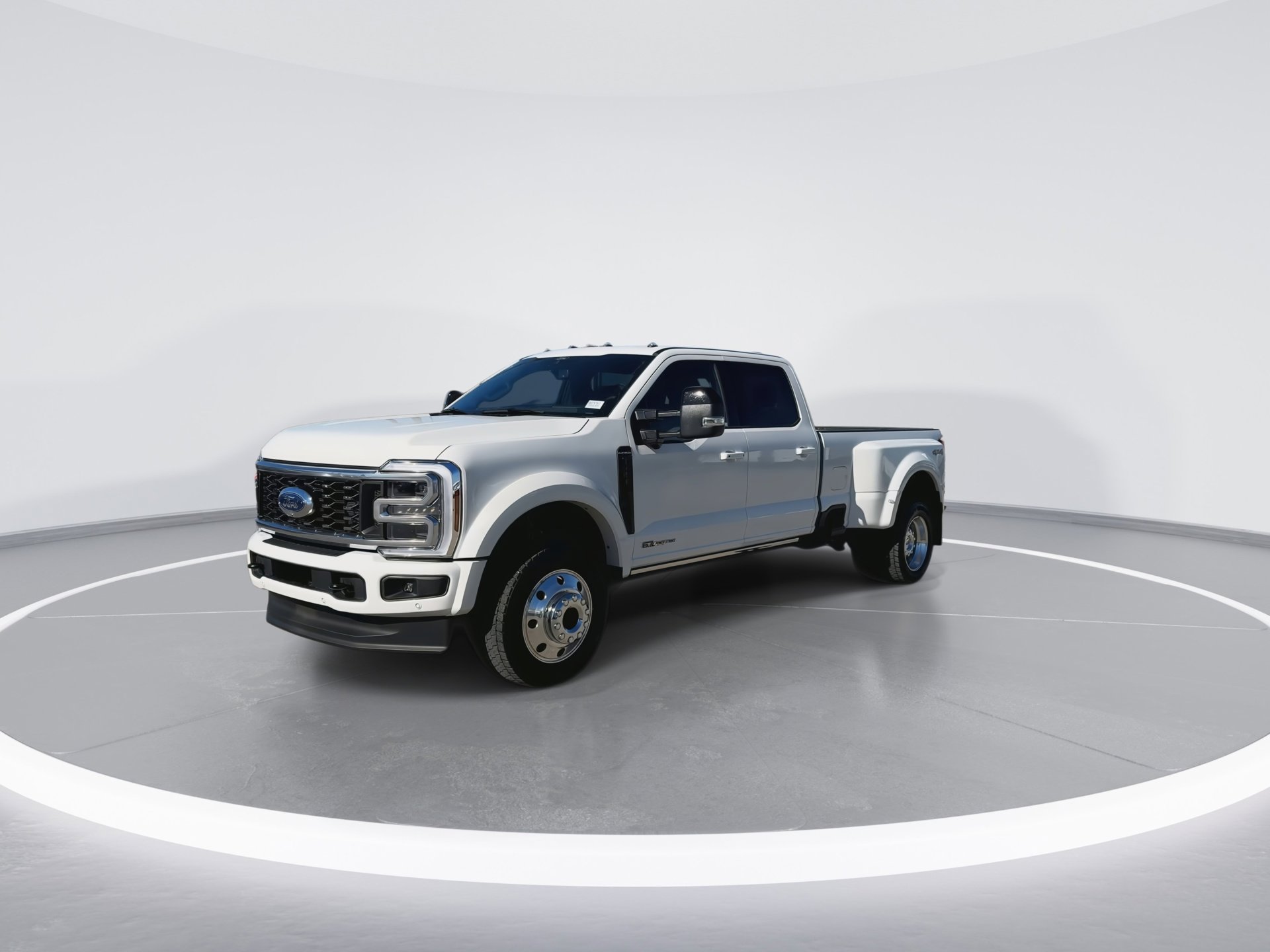 Certified 2025 Ford F450 Platinum image 5
