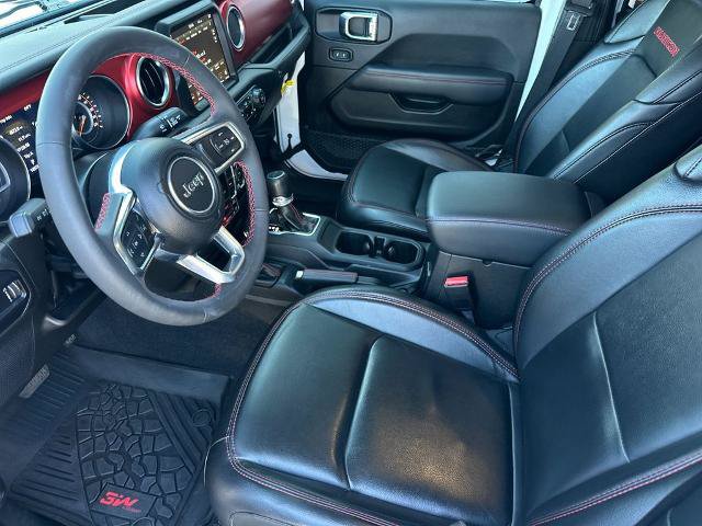 Used 2023 Jeep Gladiator Rubicon w/ LED Lighting Group AWD/4WD image 9