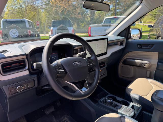 Certified 2025 Ford Maverick Lariat AWD/4WD image 16