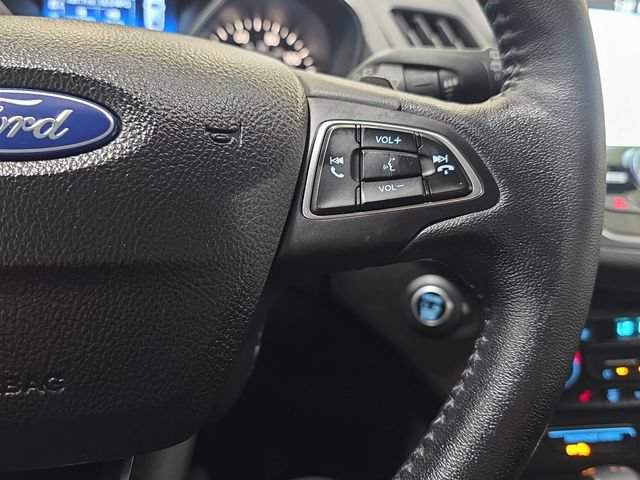 Certified 2017 Ford Escape Titanium AWD/4WD image 17