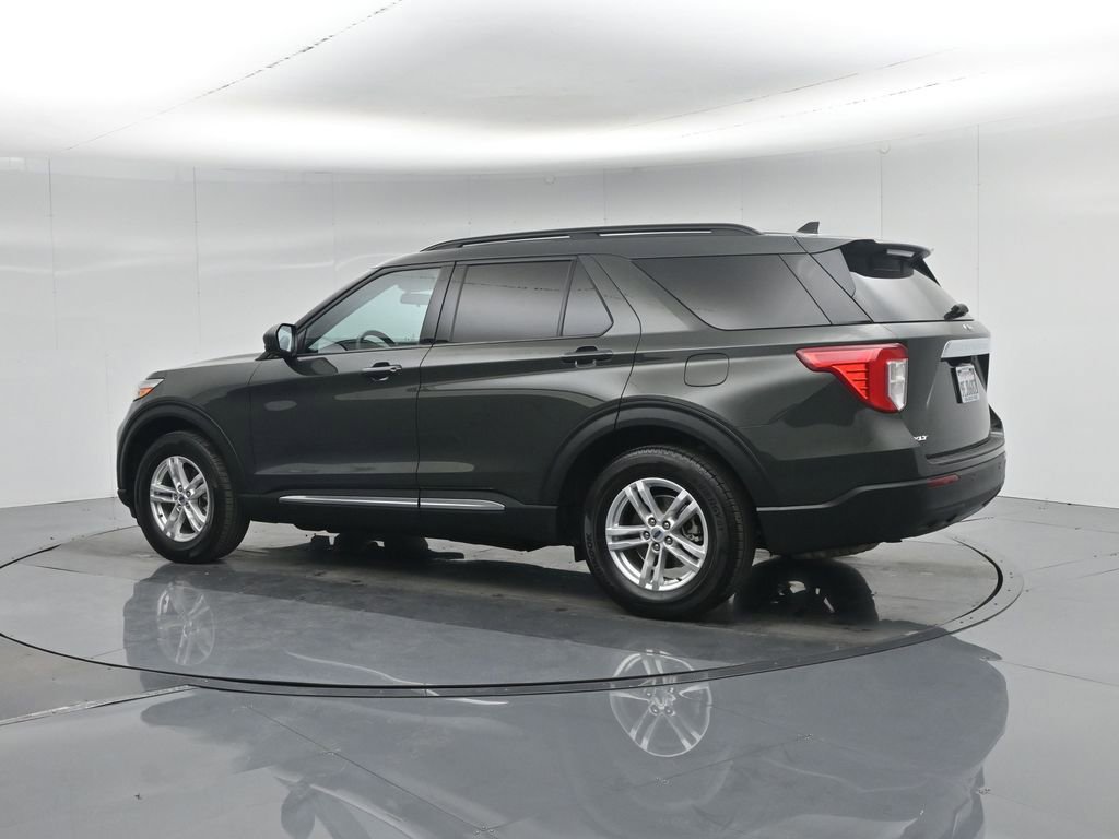 Certified 2022 Ford Explorer XLT image 7