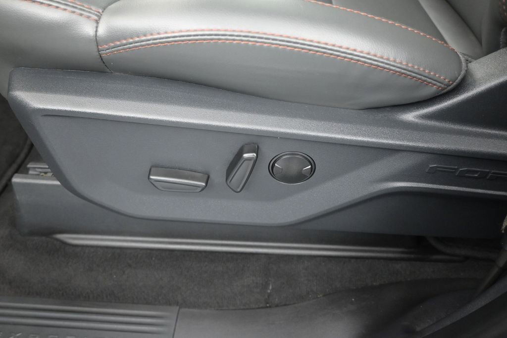 Certified 2025 Ford Expedition Active RWD image 19