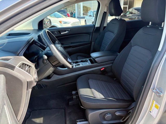 Certified 2024 Ford Edge SE w/ Black Appearance Package AWD/4WD image 19