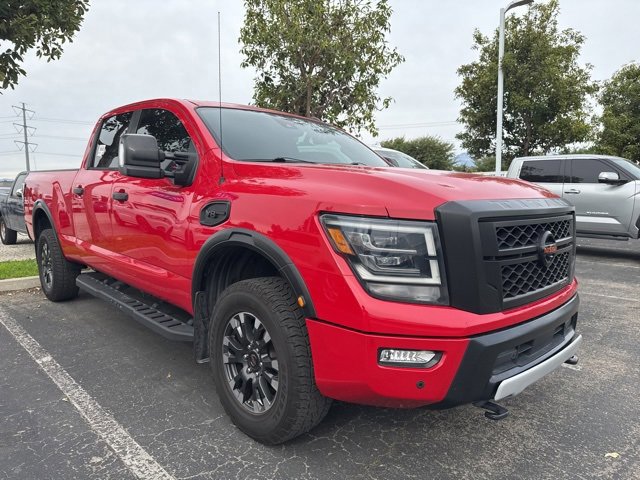 Used 2021 Nissan Titan PRO-4X w/ Pro-4x Convenience Package image 4