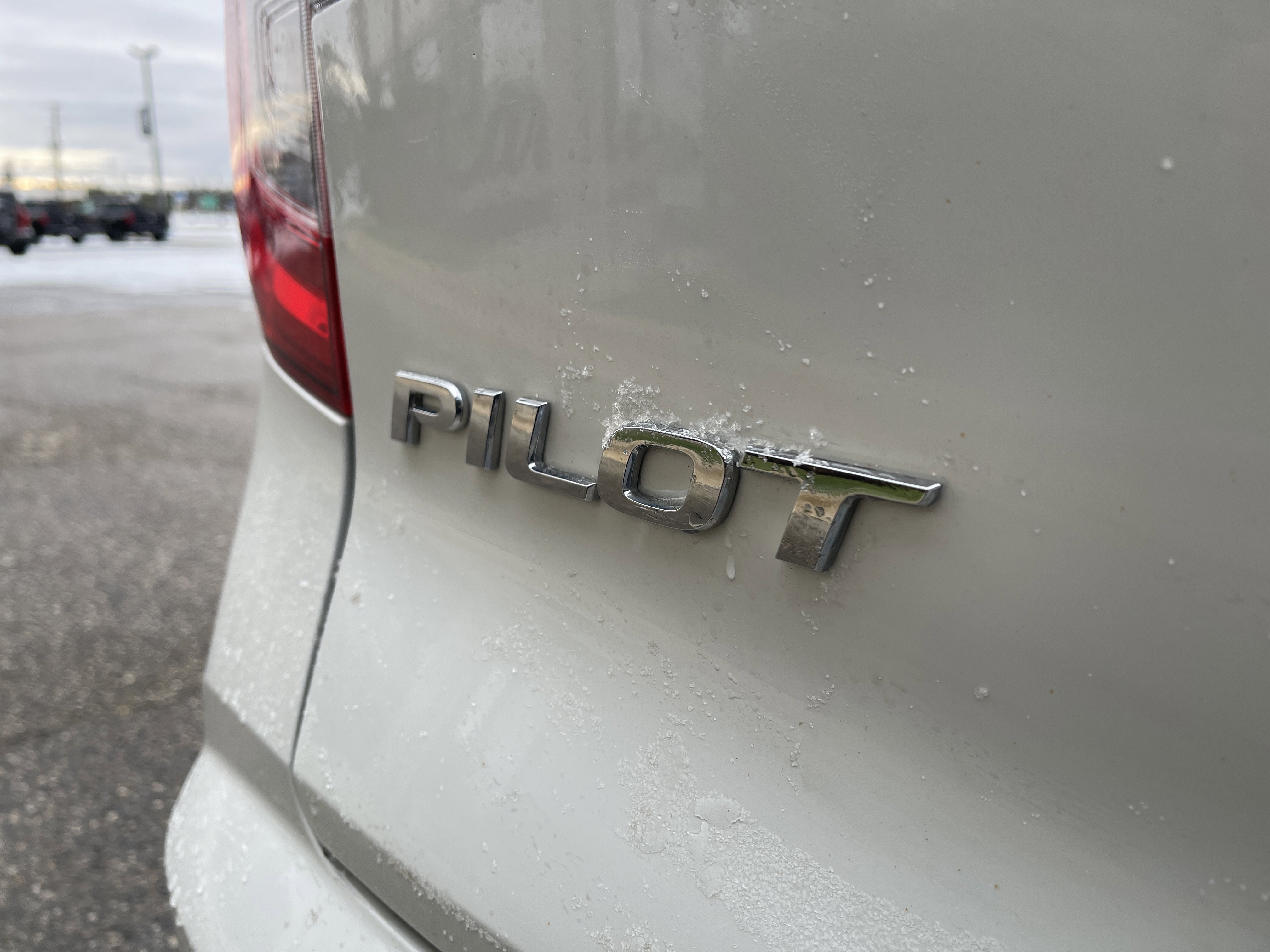 Used 2022 Honda Pilot Black Edition image 48