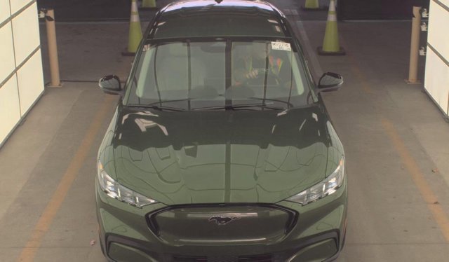 Certified 2025 Ford Mustang Mach-E Premium RWD image 5