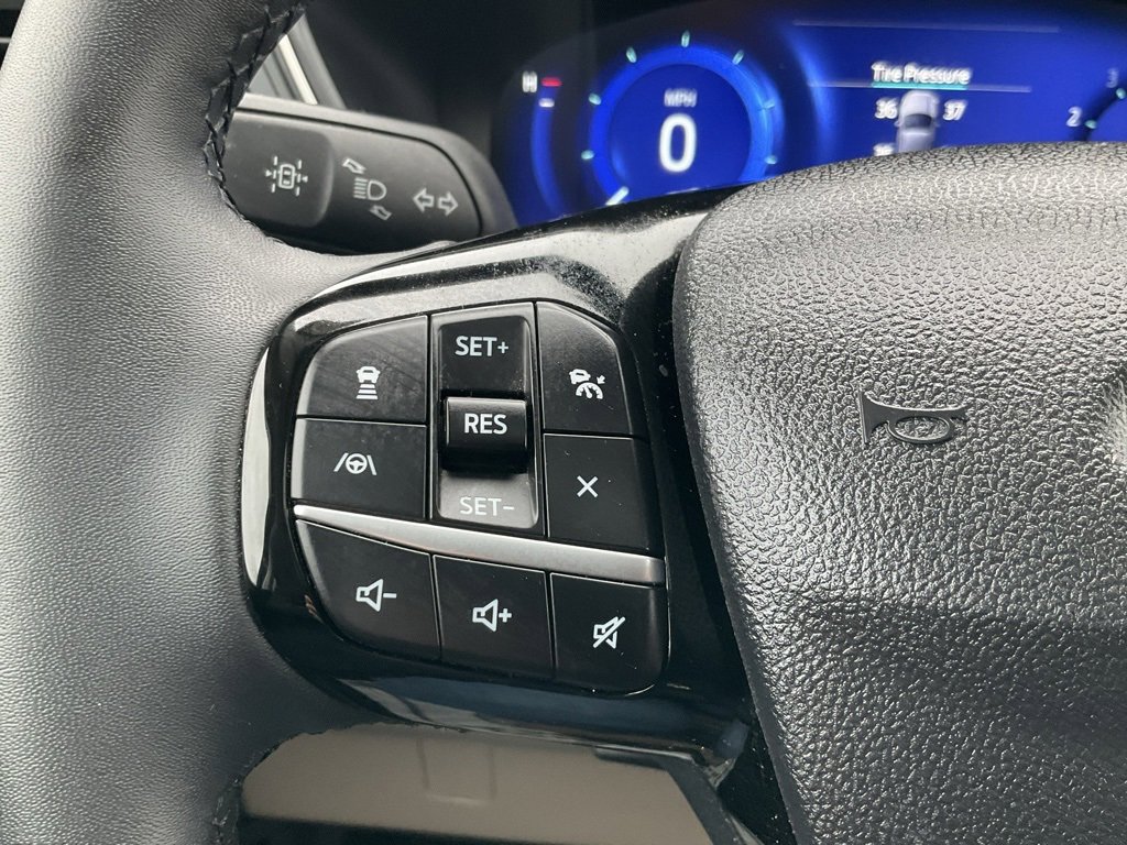 Certified 2022 Ford Escape SEL w/ Technology Package image 6