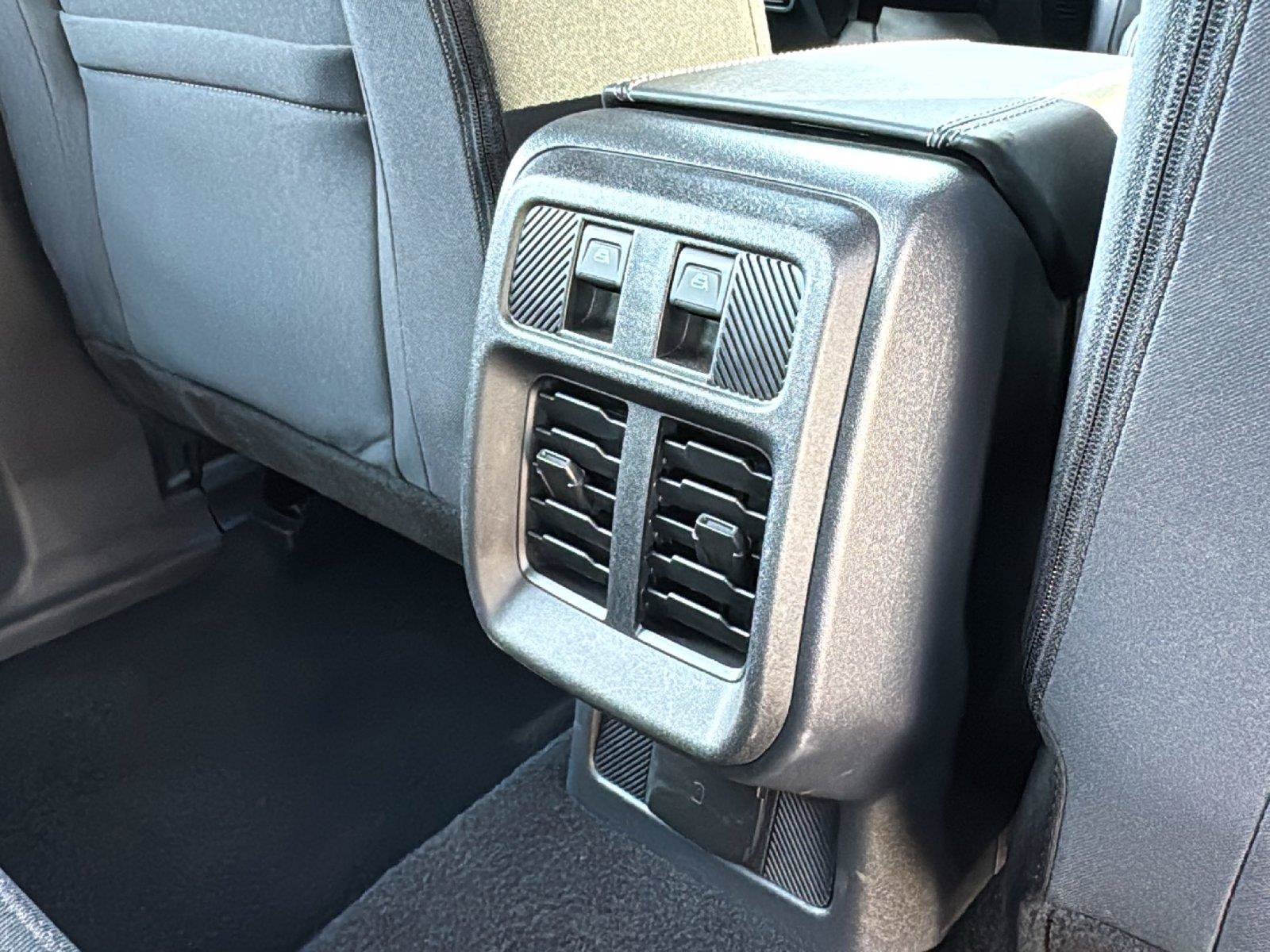 Certified 2025 Ford Bronco 4-Door AWD/4WD image 17