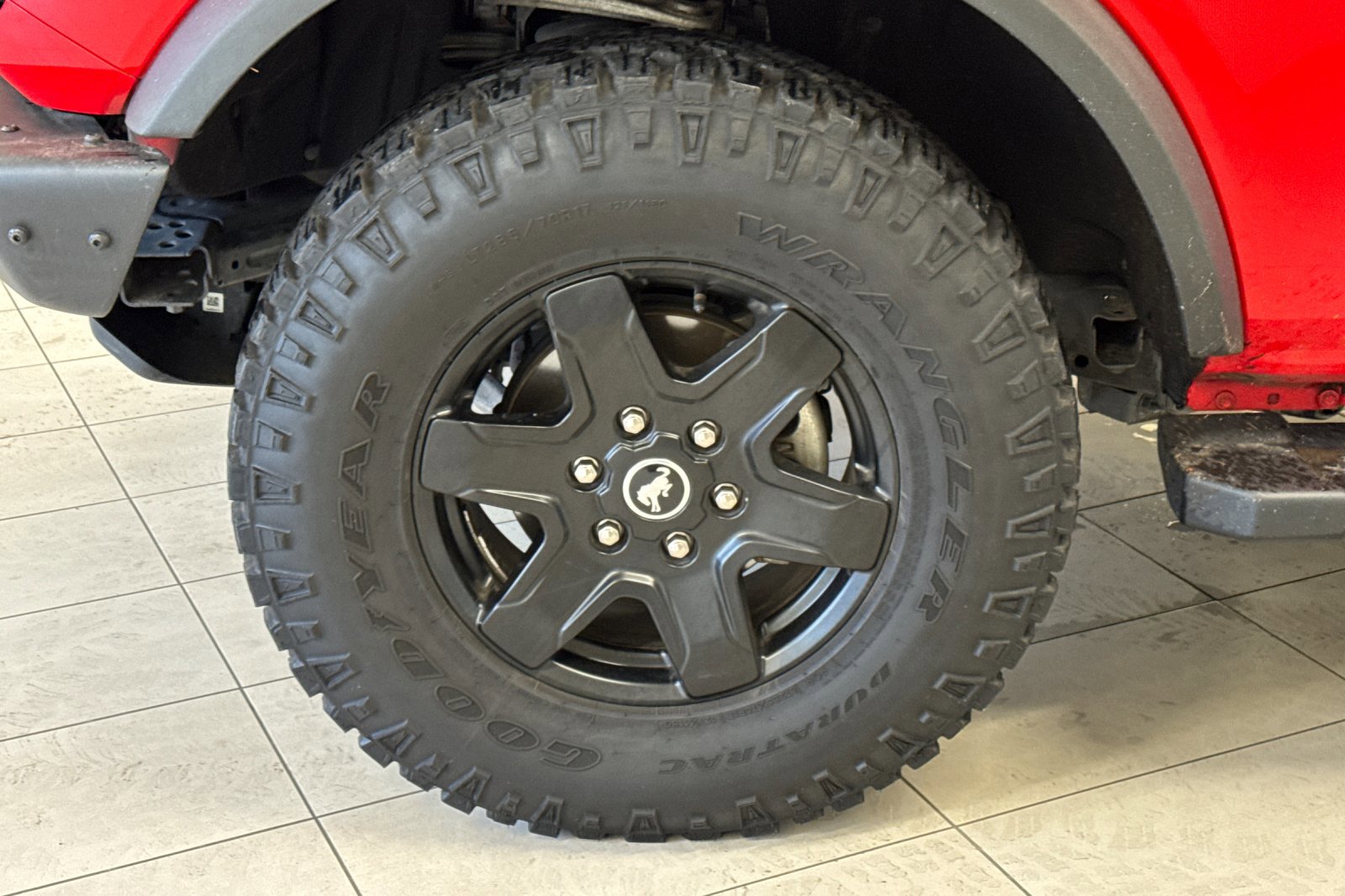 Certified 2021 Ford Bronco Black Diamond image 27