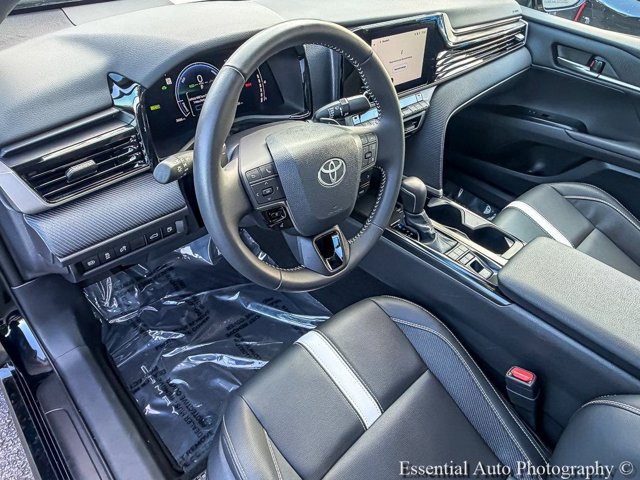 Used 2026 Toyota Camry SE FWD image 14