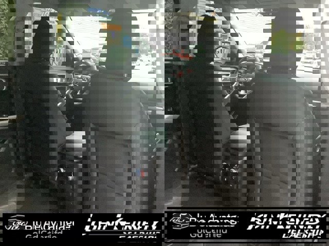 Certified 2022 Ford Explorer XLT w/ Class IV Trailer Tow Package image 28