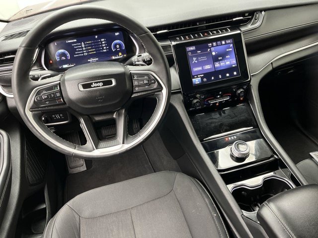 Used 2023 Jeep Grand Cherokee L Laredo w/ Luxury Tech Group I AWD/4WD image 13