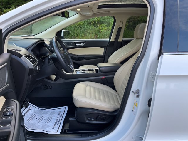 Certified 2024 Ford Edge SEL w/ Convenience Package AWD/4WD image 11