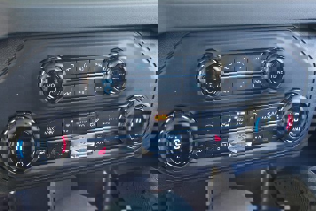 Certified 2025 Ford Bronco Badlands image 27