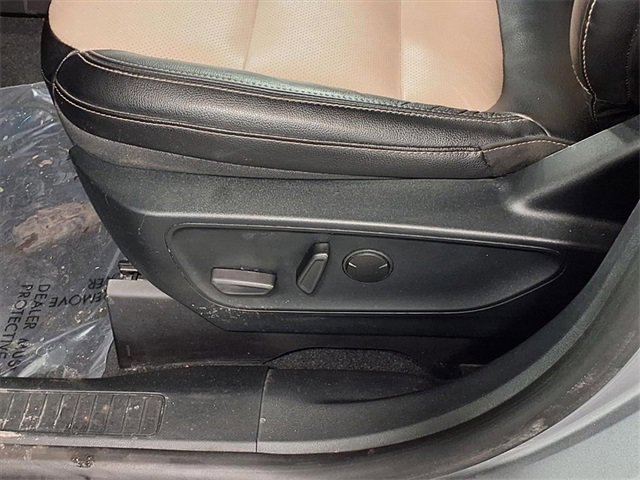 Certified 2021 Ford Escape Titanium w/ Titanium Elite Package image 9