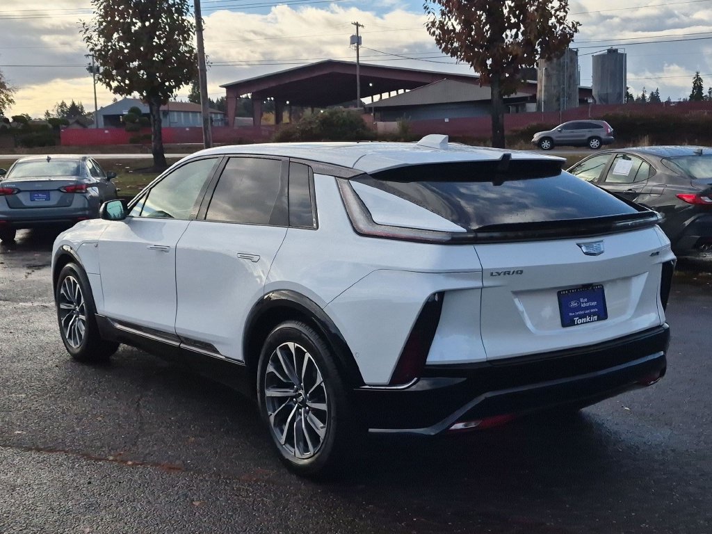 Used 2024 Cadillac Lyriq Sport RWD image 4