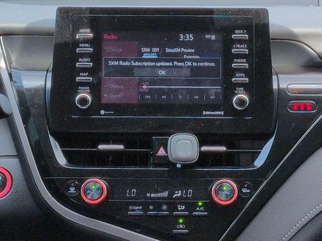 Used 2024 Toyota Camry SE w/ Convenience Package FWD image 17