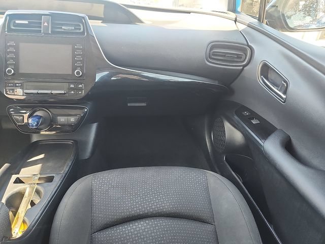 Used 2020 Toyota Prius LE FWD image 10