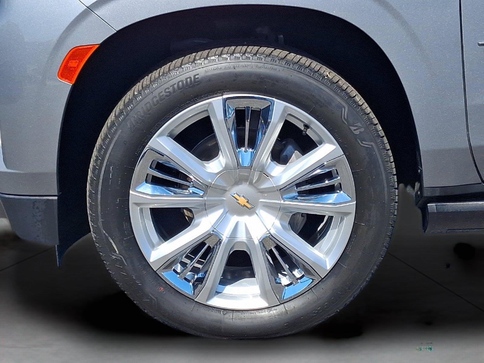 Used 2023 Chevrolet Tahoe High Country w/ Premium Package AWD/4WD image 29
