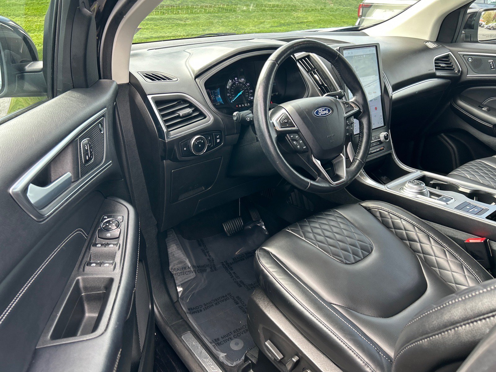 Certified 2024 Ford Edge Titanium AWD/4WD image 5